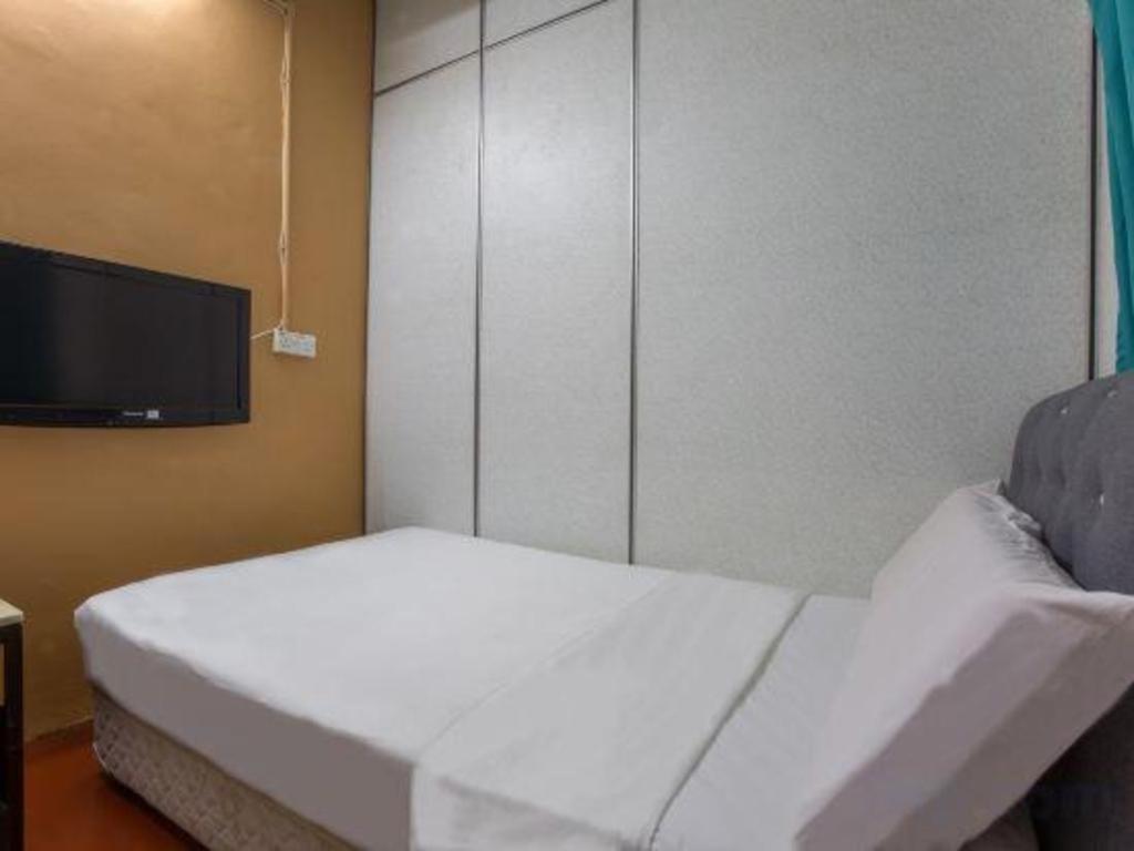 Spot On 89788 Musafir Transit Hotel Nilai Exteriör bild