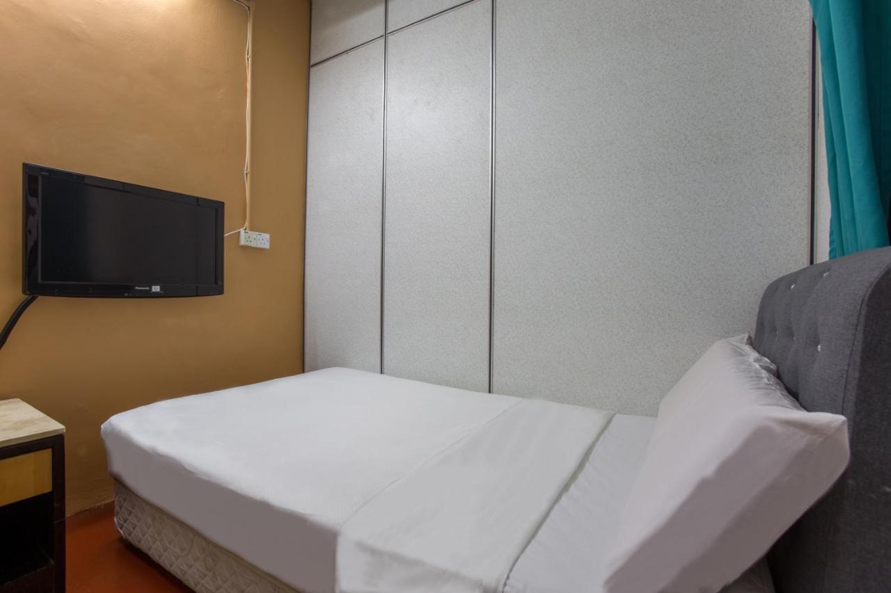 Spot On 89788 Musafir Transit Hotel Nilai Exteriör bild
